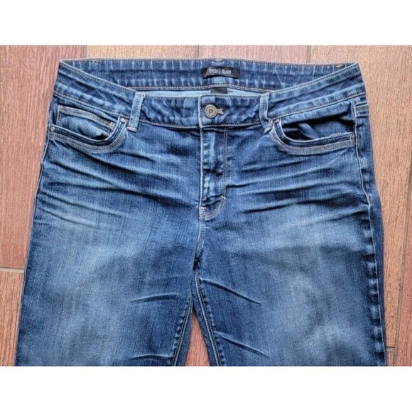 White House Black Market Jeans Size 10 Blue Denim Slim Crop Stretch Flex Fade - Picture 2 of 9